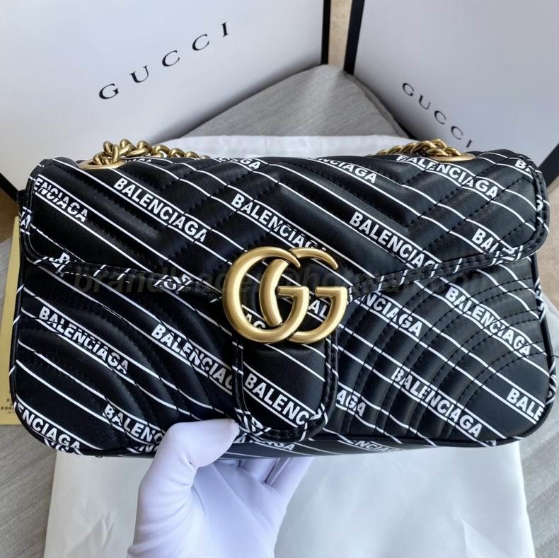 Gucci Handbags 276